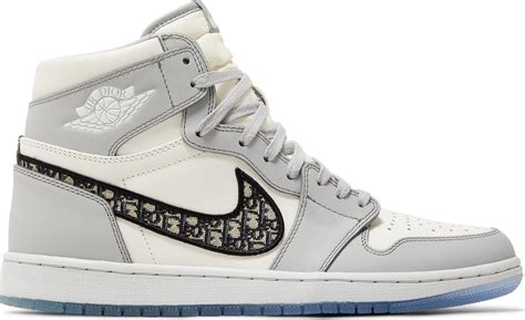 tenis air jordan 1 high de jordan x dior|Dior jordan 1 high sneakers.